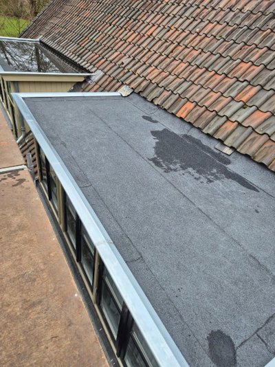 Zinken dakgootrenovatie 1