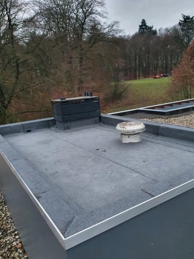 Platte daken renoveren 2